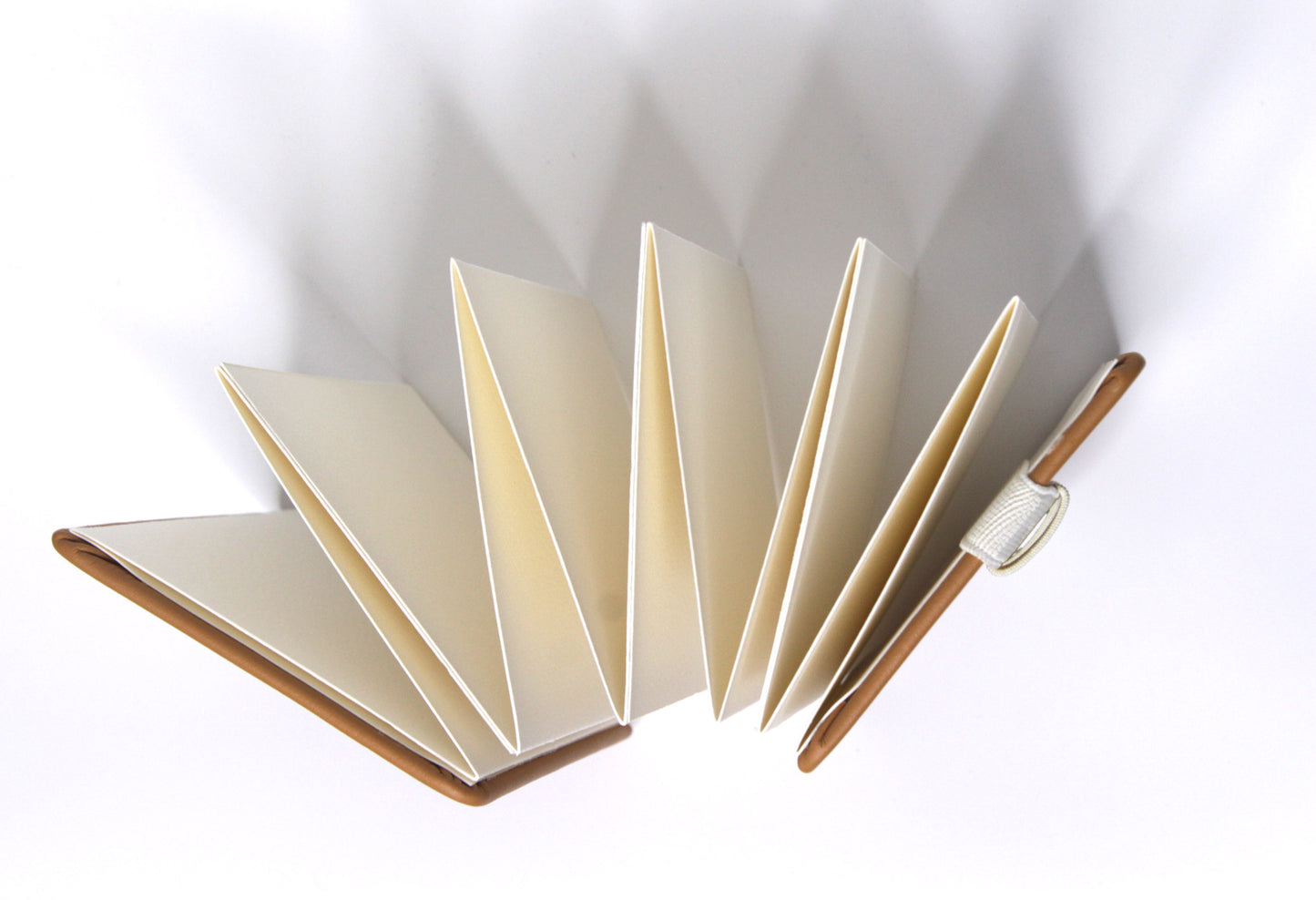 Concertina Watercolour Sketchbook – A5 inch Faux Leather Hardback + 300gsm Saunders Waterford Paper