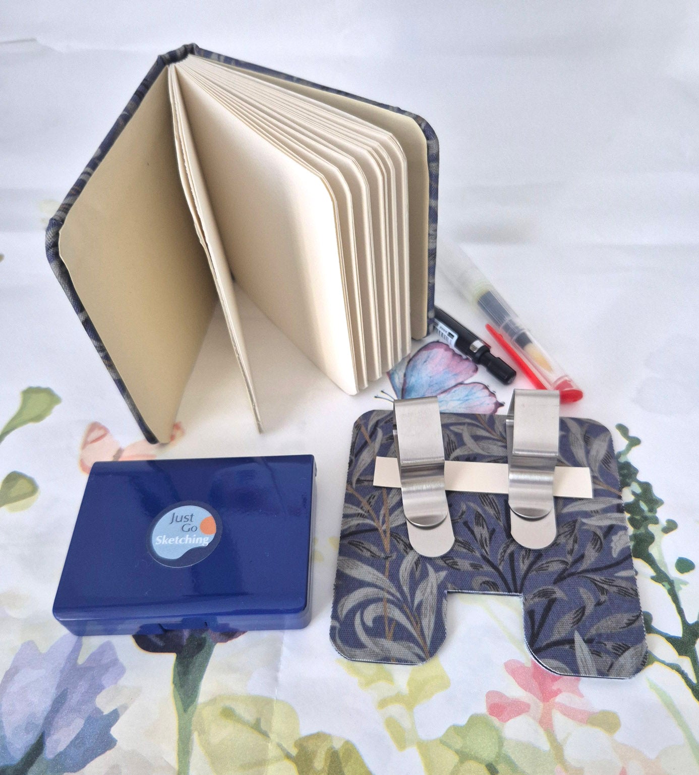 Limited edition 4x4 inch JustGoSketching pocket kit
