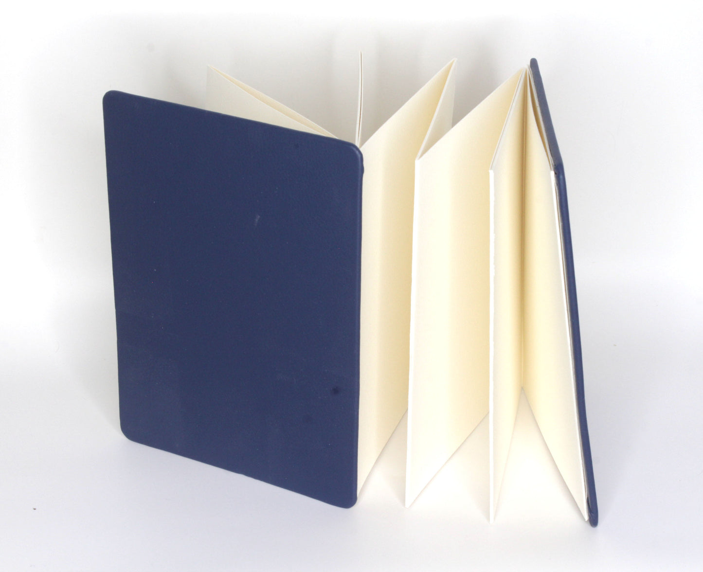 Concertina Watercolour Sketchbook – A5 inch Faux Leather Hardback + 300gsm Saunders Waterford Paper