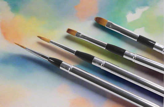 4 Travel brush set with wallet | 2 rounds | 1 Filbert | 1 Flat
