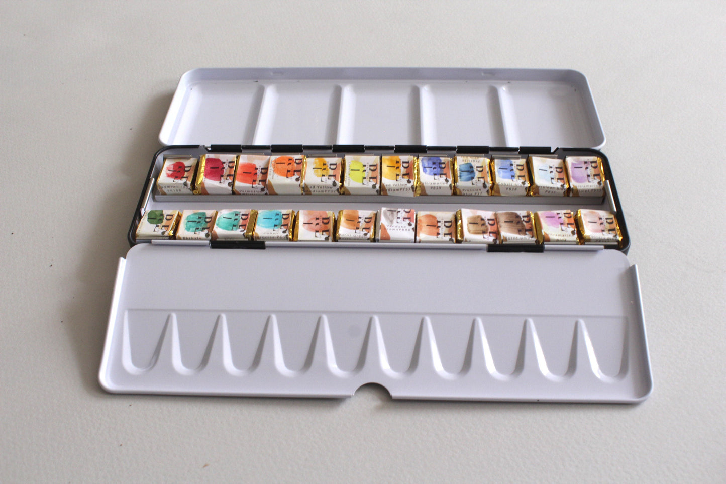 Handcrafted transparent watercolors with tin | choose from 24 half pans | 6 - 12 or 24